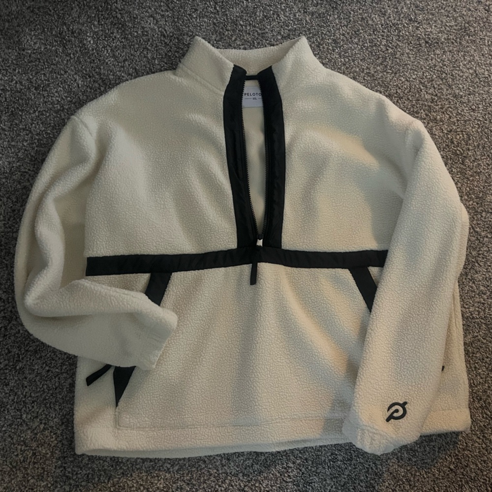 Peloton XXL Sherpa Pullover